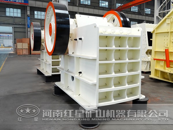 工業(yè)硫磺鄂式破碎機 工業(yè)硫磺鄂式破碎機