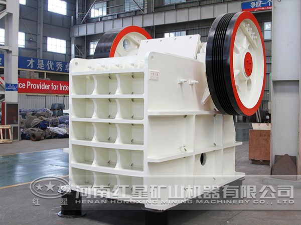 青石顎式破碎機 青石顎式破碎機