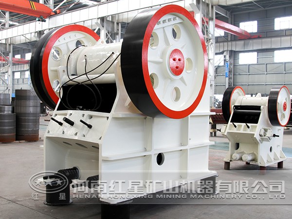 顎式破碎機(jī)質(zhì)量過(guò)硬 顎式破碎機(jī)質(zhì)量過(guò)硬