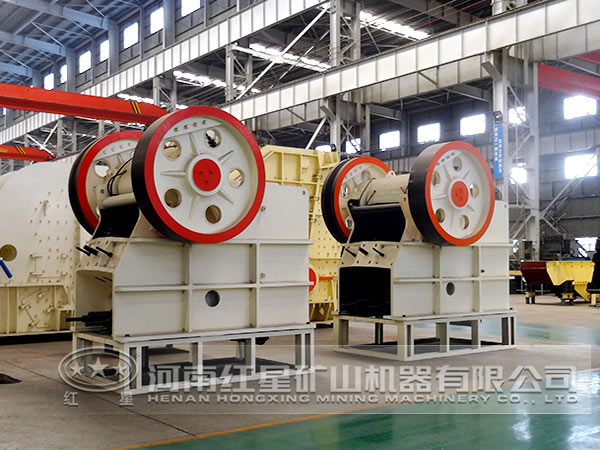 顎式破碎機生產車間 顎式破碎機生產車間