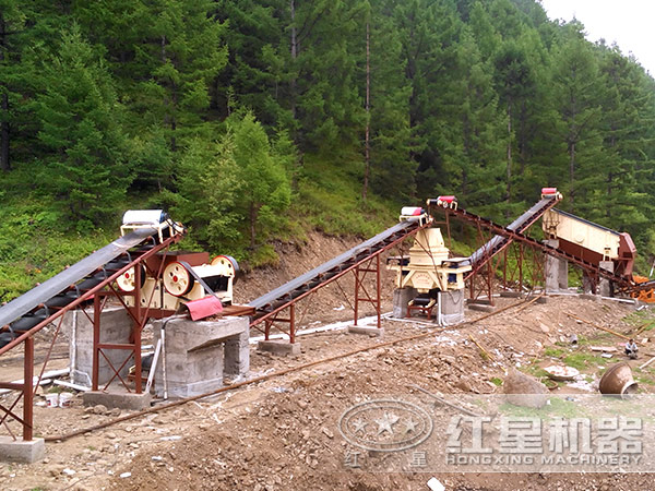 VSI離心沖擊制砂機(jī)生產(chǎn)現(xiàn)場(chǎng) VSI離心沖擊制砂機(jī)生產(chǎn)現(xiàn)場(chǎng)