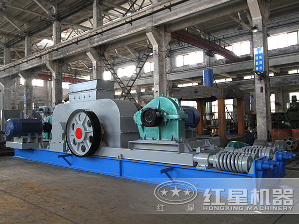 石料對輥式破碎機生產(chǎn)車間 石料對輥式破碎機生產(chǎn)車間