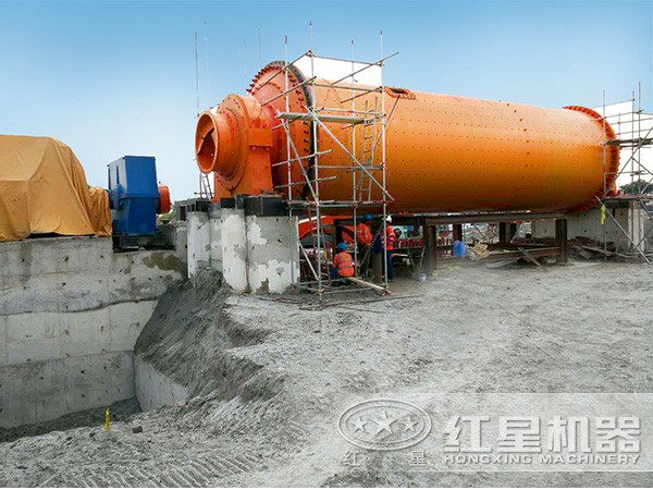 圓錐球磨機作業現場圖 圓錐球磨機作業現場圖