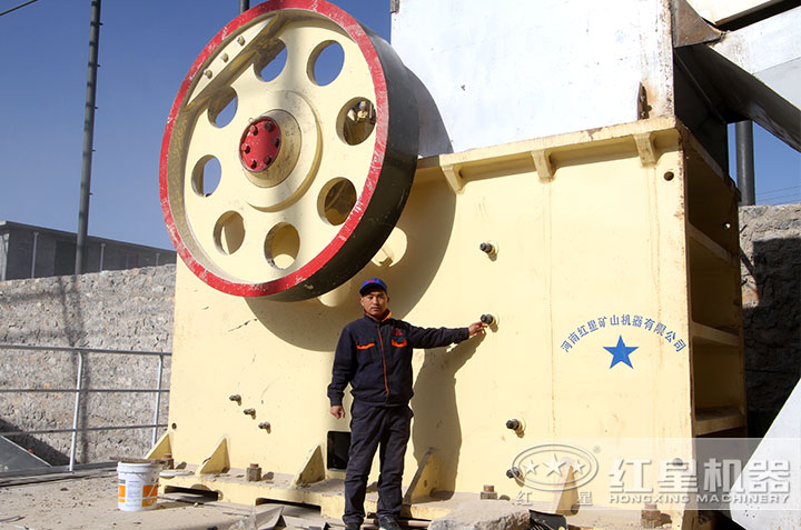 顎式破碎機(jī) 顎式破碎機(jī)