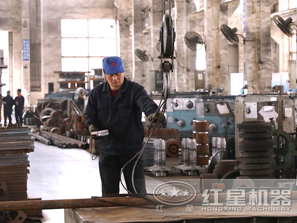 紅星設(shè)備生產(chǎn)車間 紅星設(shè)備生產(chǎn)車間