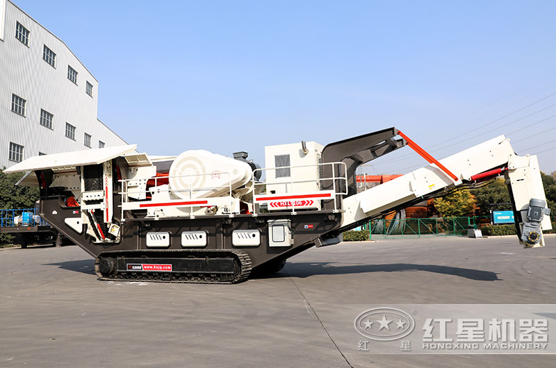 履帶式移動碎石機伸縮自如，轉場自由
