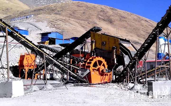 石粉洗砂機(jī)現(xiàn)場(chǎng) 石粉洗砂機(jī)現(xiàn)場(chǎng)