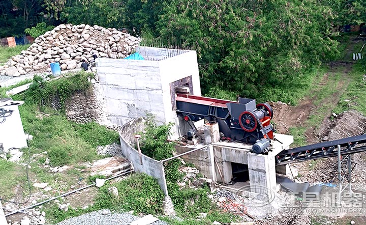 顎式破碎機(jī)客戶現(xiàn)場圖 顎式破碎機(jī)客戶現(xiàn)場圖