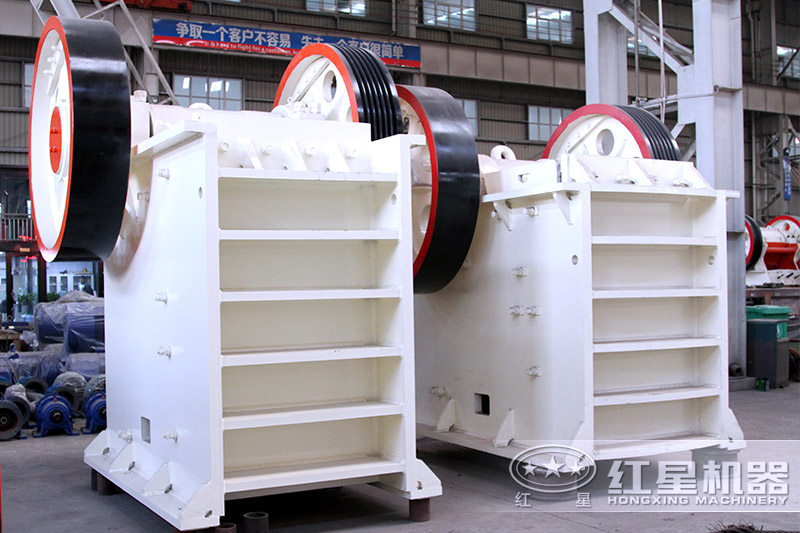 PE型顎式破碎機設備實拍圖 PE型顎式破碎機設備實拍圖