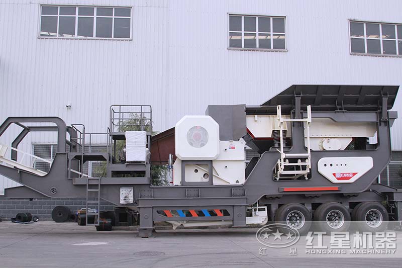 大型移動顎式軋石機 大型移動顎式軋石機