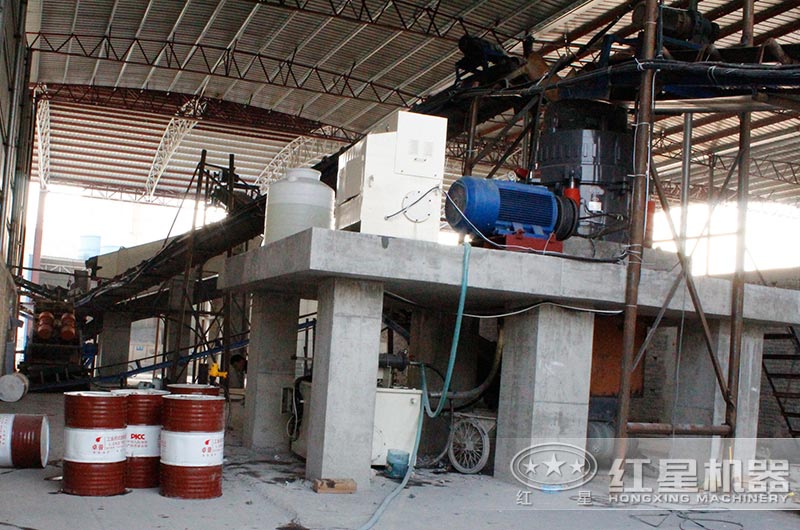 現(xiàn)場(chǎng) 現(xiàn)場(chǎng)